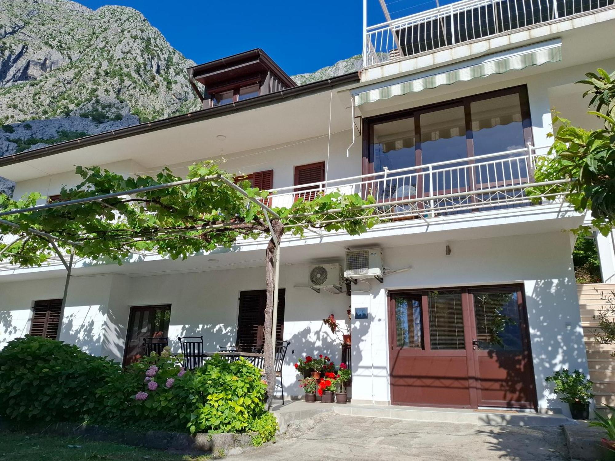 Apartment Cizek Котор Экстерьер фото